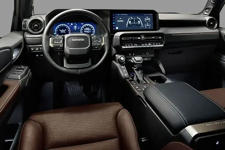 Toyota Land Cruiser 2.8 D-4D 48V 205 Invincible 5dr Auto [Pan Rf/5 St]