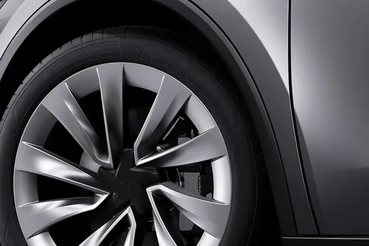 Tesla Model Y Long Range AWD 85kWh 5dr Auto