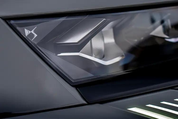 DS Ds 7 Hatchback 1.6 E-TENSE 4X4 Performance Line + 5dr EAT8 [Pan]