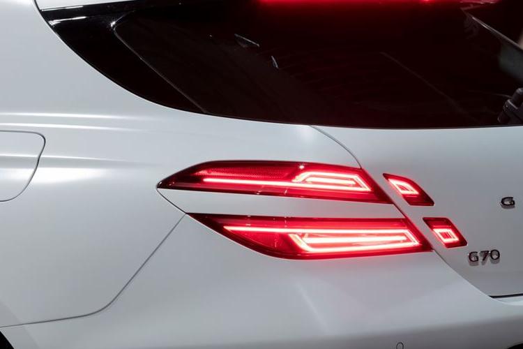 Genesis G70 Shooting Brake 2.0T [245] 5dr Auto [Innovation Pack]