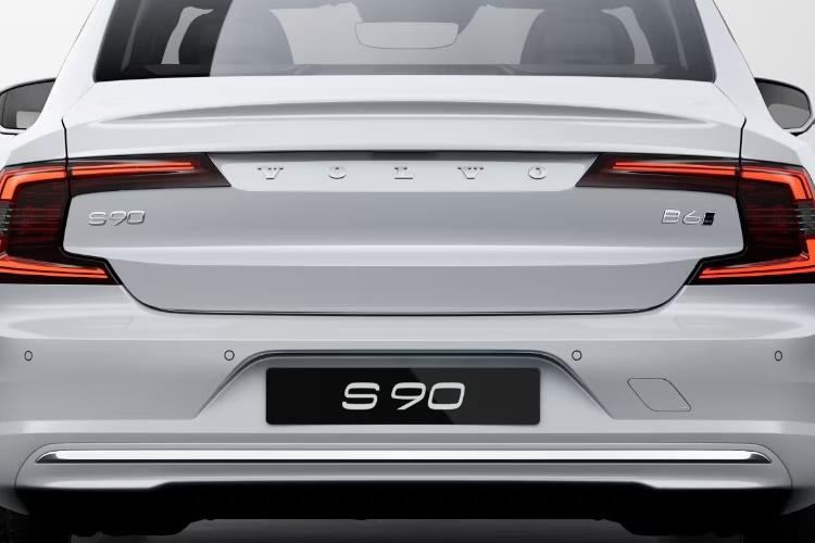 Volvo S90 Saloon 2.0 T8 RC PHEV [455] Dark 4dr AWD Auto