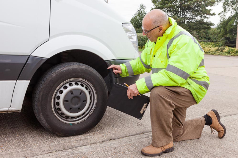 How to look after your vehicles tyres