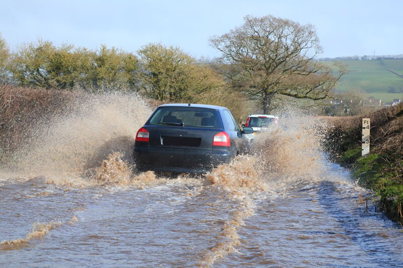 Tips for driving in wet weather